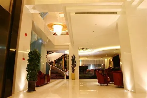 Star City Hotel Zhuhai 4*,
